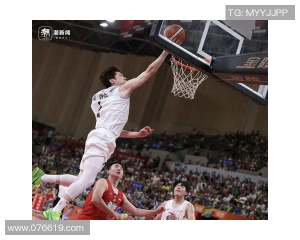 成都篮球队在全国篮球技术排行榜中荣获第七名展现实力与潜力