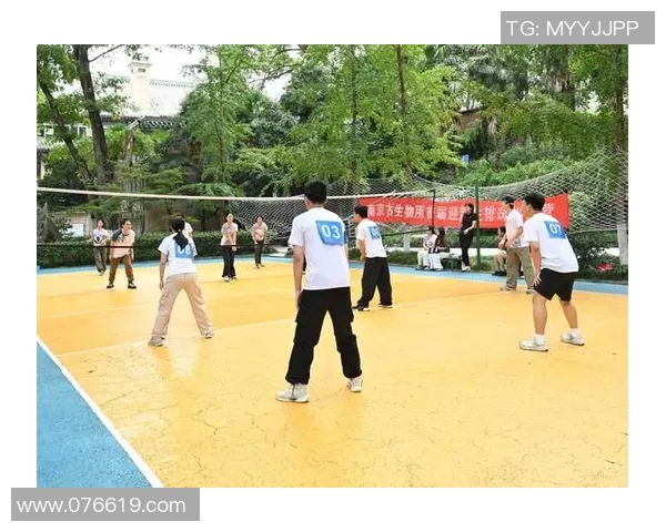 南京排球队耐力提升之路与训练方法深度解析 南京排球队耐力提升之路与训练方法深度解析