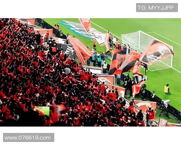 成都足球队状态分析与未来展望聚焦球队发展与球迷期待 成都足球队状态分析与未来展望聚焦球队发展与球迷期待