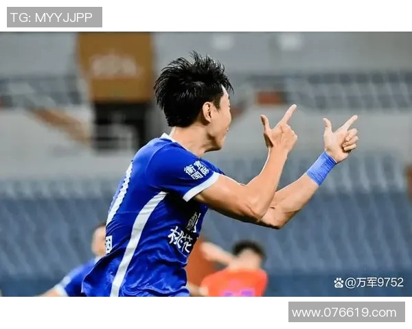 广州足球队的崛起之路：从低谷到大师赛的辉煌历程揭秘