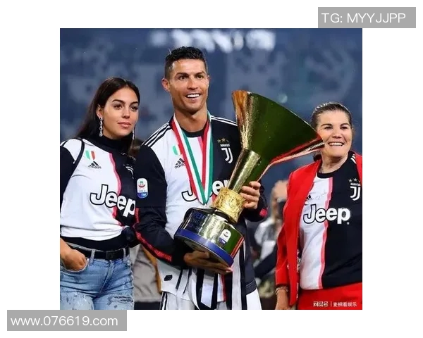 美丽与荣耀的结合美女与足球明星的浪漫婚姻故事