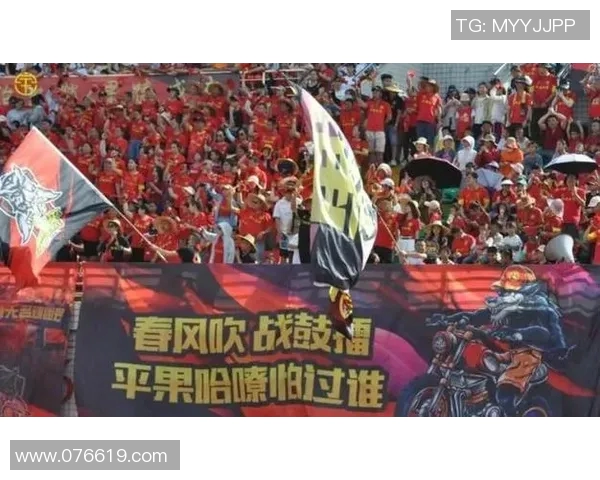 足球明星携手打造炫酷视频特效展现精彩瞬间与激情碰撞 足球明星携手打造炫酷视频特效展现精彩瞬间与激情碰撞