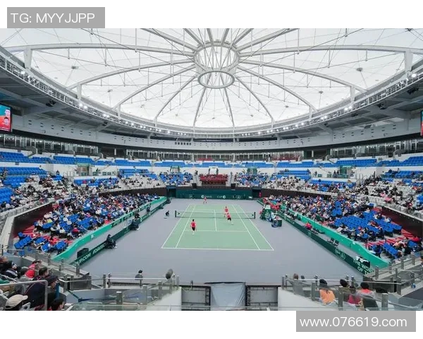 上海网球队以61分领跑精英赛积分榜展现强劲实力